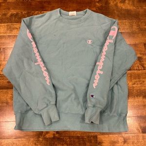 CHAMPIONS Teal Crewneck Size XL